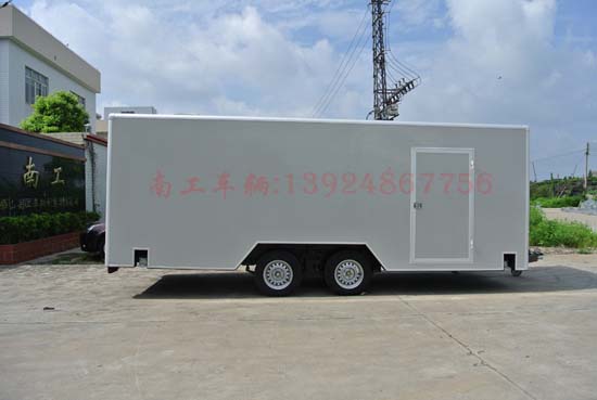箱式LED廣告拖車2.jpg