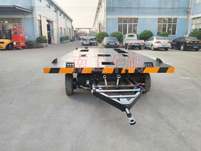 10.5噸牽引箱變平板拖車(chē)（預(yù)制艙拖車(chē)）3I.jpg