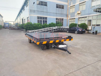 10噸工業(yè)平板拖車加電子稱2I.jpg